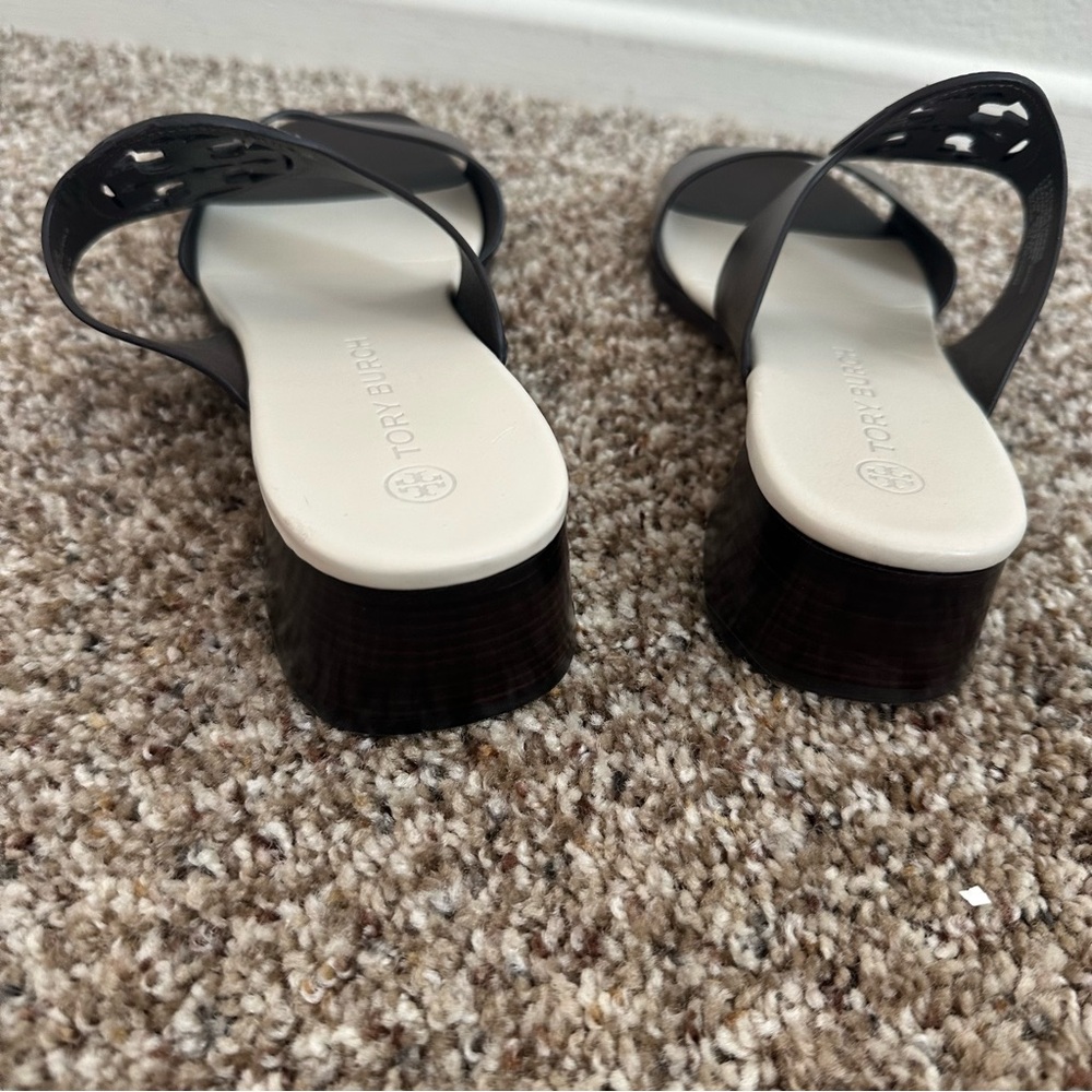 Tory Burch Brown Bombe Miller Sandals - Picture 4 of 7